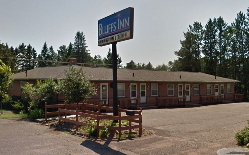 Bluffs Inn (Bluff View Motel) - From Web Listing